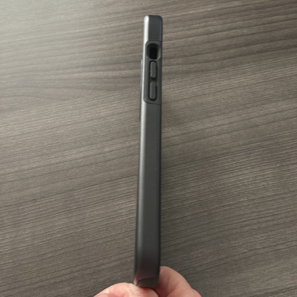 iPhone 12 Pro Max phone case - Picture 4 of 7